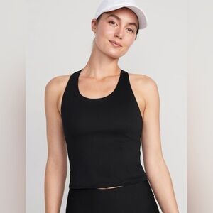 NWOT! Old Navy Black PowerSoft Cropped Shelf-Bra Tank Top 🤎